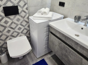 Апартаменты Queenstay Голд Фэмили на Войковской