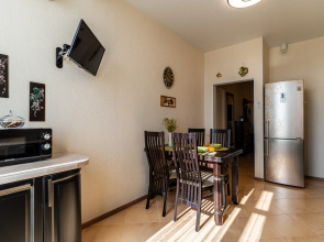 Апартаменты Чистая и Уютная Недалеко от Моря от LetoApart