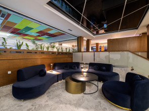 Отель Alexander Resort