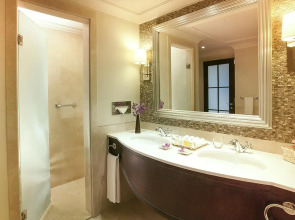 Отель JA The Resort - JA Palm Tree Court