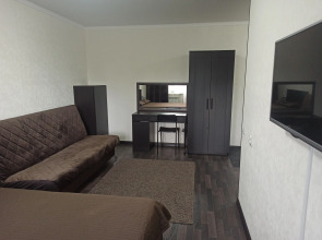 Квартира Комфортабельная 8 Марта 7