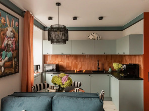 Апартаменты Новые Дизайнерские с Видом на Верхнее Озеро