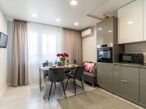 Апартаменты с потрясающим видом на море и двор в Южном районе Новороссийска от LetoApart