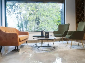 Отель H41 Luxury Suites