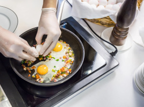 Отель Достык