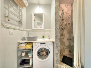 Квартира 3-комнатная с балконом в центре