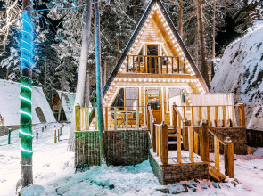 Коттедж в Лесу с Бассейном от Квартирукинг