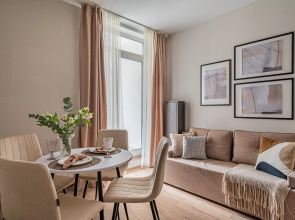 Апартаменты на Краснолесья 10/3