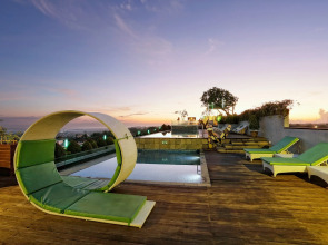 Отель MaxOneHotels Bukit Jimbaran