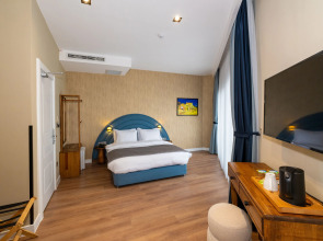 Nenessa Airport Hotel