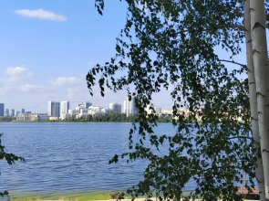 Квартира Gold River Apartment Ekaterinburg