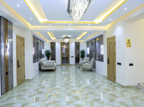 Отель Rich Land