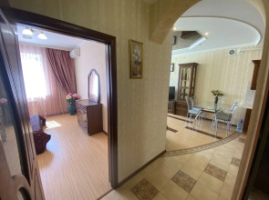 Апартаменты 201 Колхозная 9