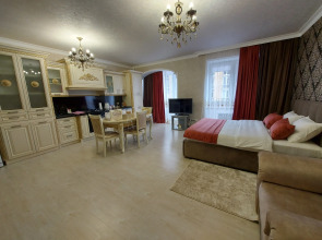 Апартаменты 5 Звезд на Шамиля Джикаева 5А-2