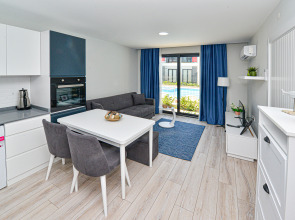 Отель C Suites Antalia Airport