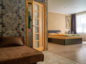 Апартаменты West39 на Шахматной 4В