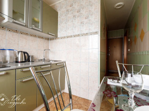 Квартира ДВЕ ПОДУШКИ 2+2 на Химиков, 17