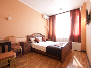 Отель Автодвор