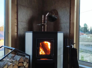 Частный дом Дом на горе с камином и сауной