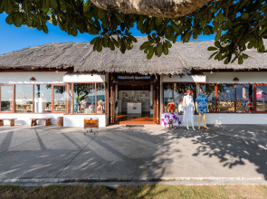 Отель Saii Phi Phi Island Village