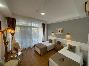 Отель Moda Suit