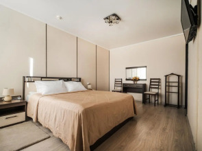 Отель Континент