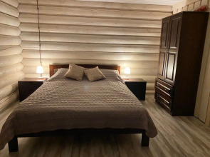 Частный Дом Уютный Домик в Лесу у Пруда