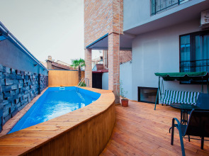 Отель Central Gate Tbilisi Boutique Hotel