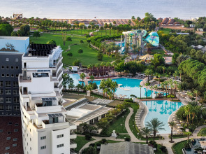 Lara Barut Collection