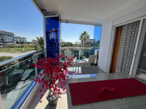 Апартаменты у моря 320 м с балконом