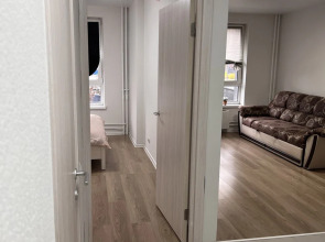 Апартаменты Добрые сутки на Проспекте Космонавтов 9A