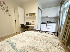 Апартаменты 2BR+2Bath entire apt with Balcony at central location