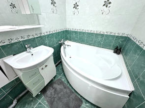 Квартира трехкомнатная в центре на Весенней