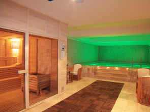 Отель Oscar Resort