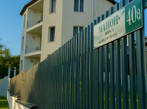 Отель Манон