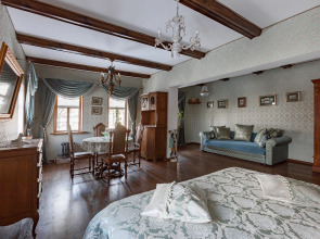 Отель Империал