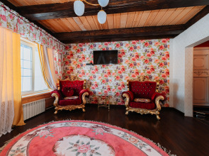 Гостевой Дом Замок в Лесу Пушкинские Горы