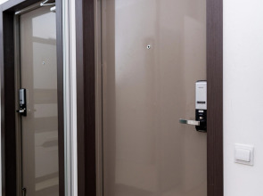 Апартаменты Современная студия на Мира 300