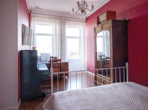 Апартаменты Видовая Аутентичная квартира на Жуковского