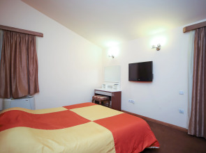 Armenian Village Park Hotel