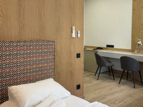 Отель Лес Георга