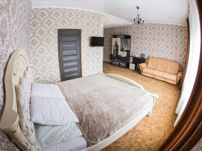 Отель Империал