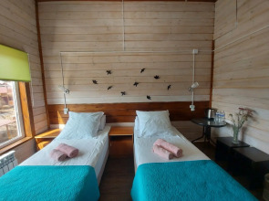 Алдартай Отель