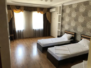 V Leningradskoy Guest House