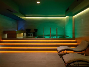 Отель BERD'S Design Hotel