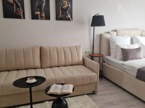 Квартира Flatirini с панорамными окнами в ЖК Весна