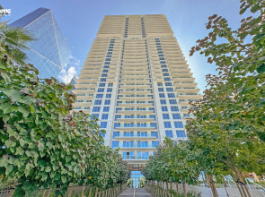 Апартаменты Bnbmehomes Marina Gem 5 min walk to Flying Cup - 2503