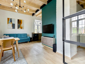 Апартаменты Tverloft у Волги с прозрачной спальней