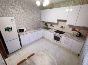 Апартаменты Двухкомнатная квартира с балконом