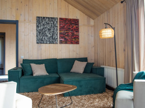 Частный дом Барнхауз у озера